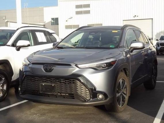 TOYOTA COROLLA CROSS 2024 7MUFBABG4RV017985 image